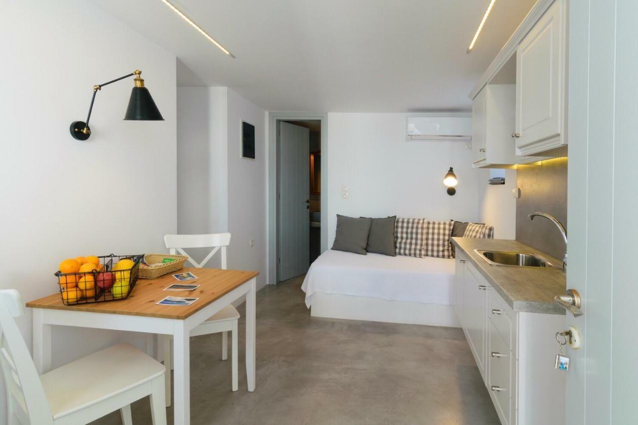 L'Arco Milos Suite 아다마스 외부 사진