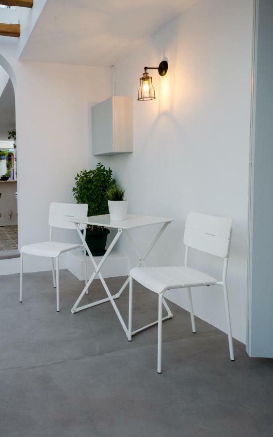 L'Arco Milos Suite 아다마스 외부 사진