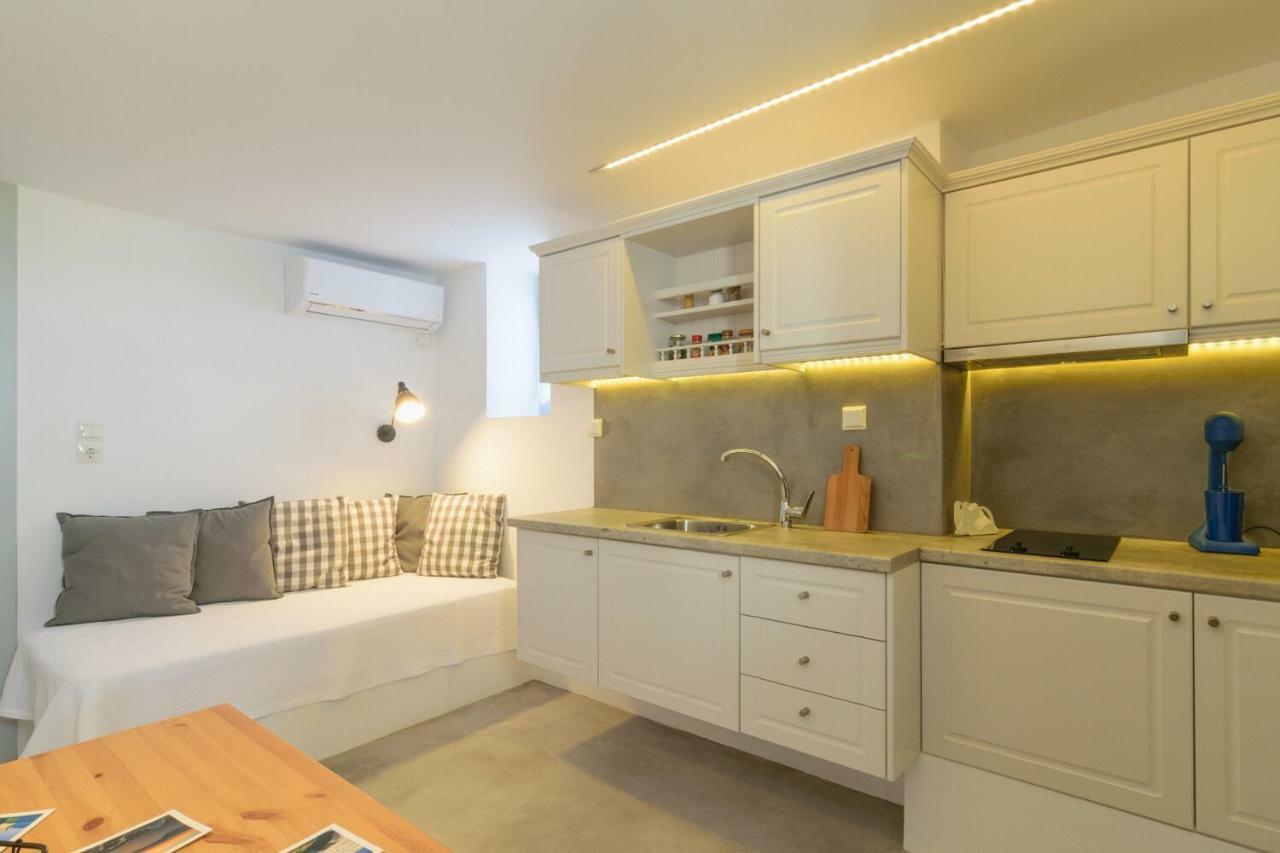 L'Arco Milos Suite 아다마스 외부 사진