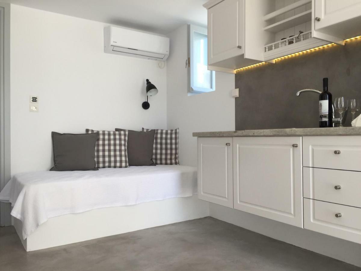 L'Arco Milos Suite 아다마스 외부 사진